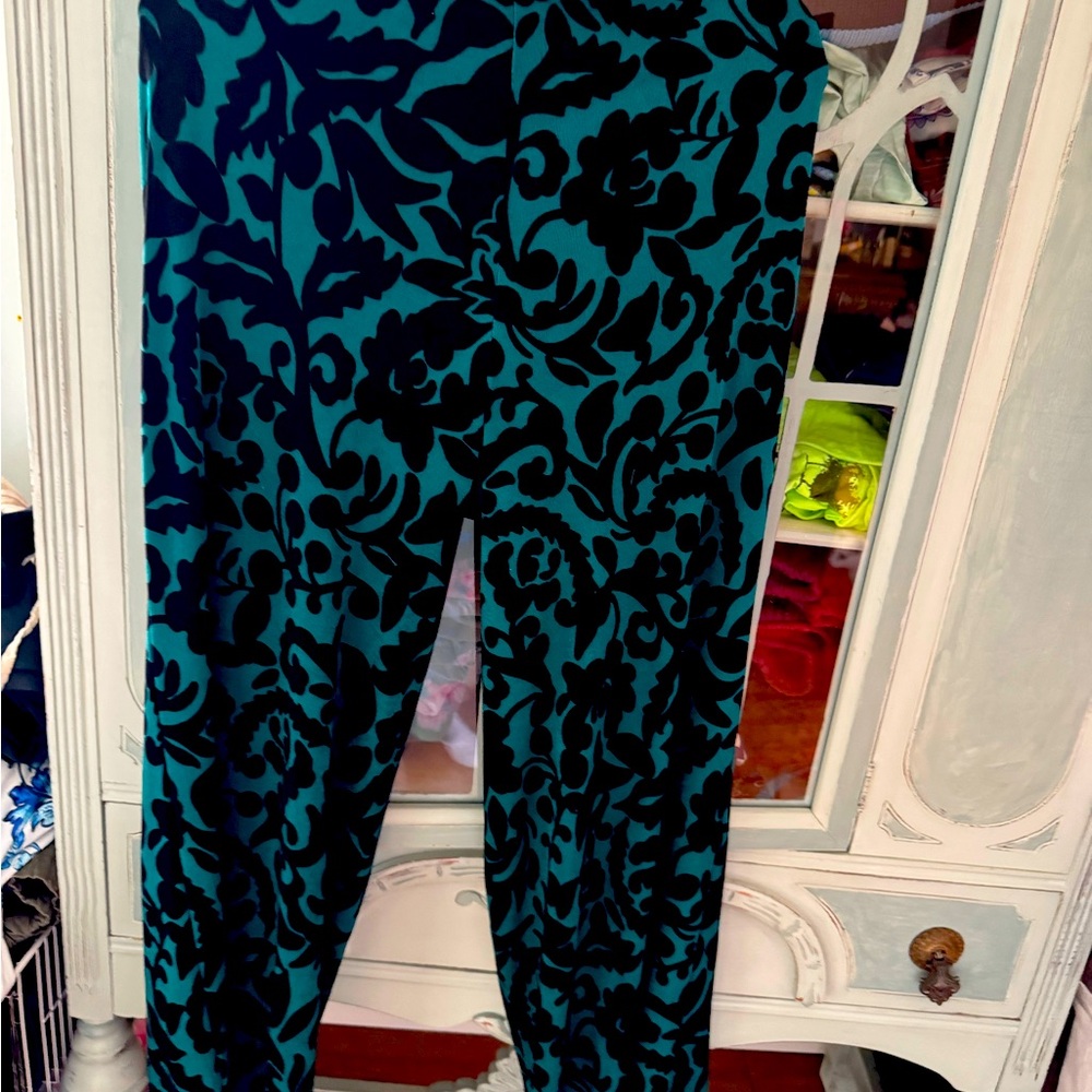 Chico’s size 1 Travelers pants